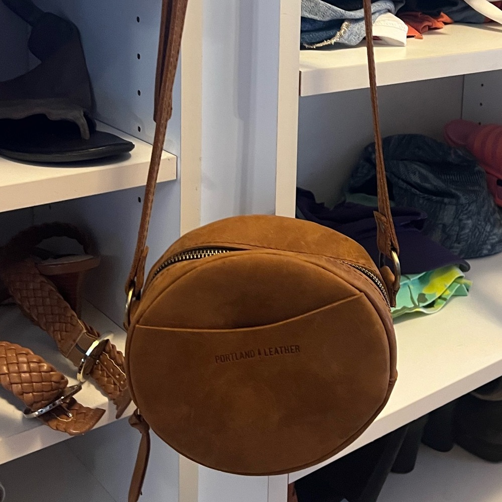 Portland Leather Round Crossbody Bag